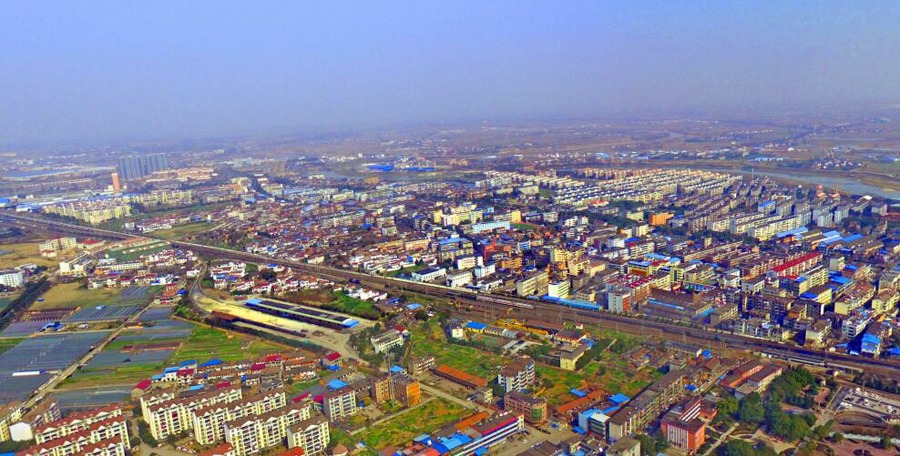 江西南昌縣一個大鎮(zhèn),多條鐵路過境,是全國千強鎮(zhèn)之一